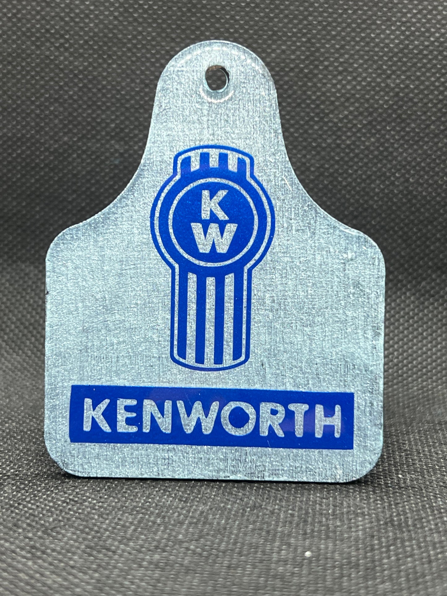 1136 Kenworth Bullskull Keychain